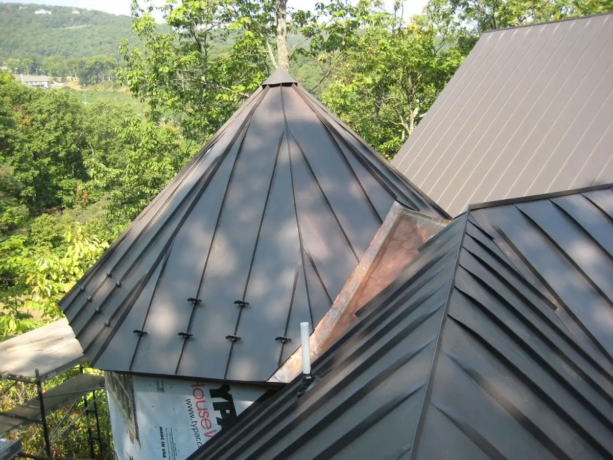 Professional Shingle Replacement & Repair by Craftsman Roofing in Lincoln